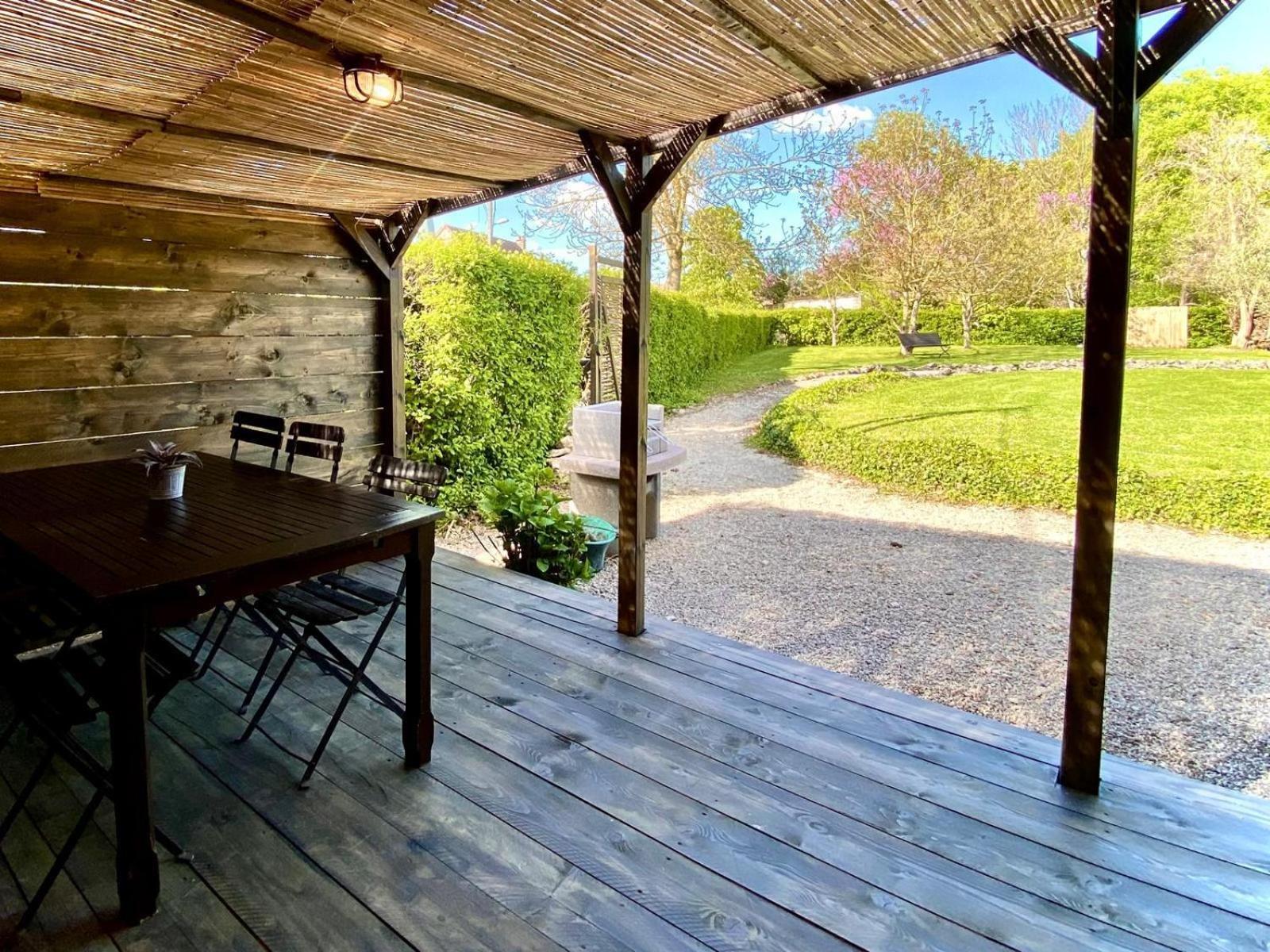 Gite Et Studios Les Barongeres Farges-les-Chalon Exterior foto