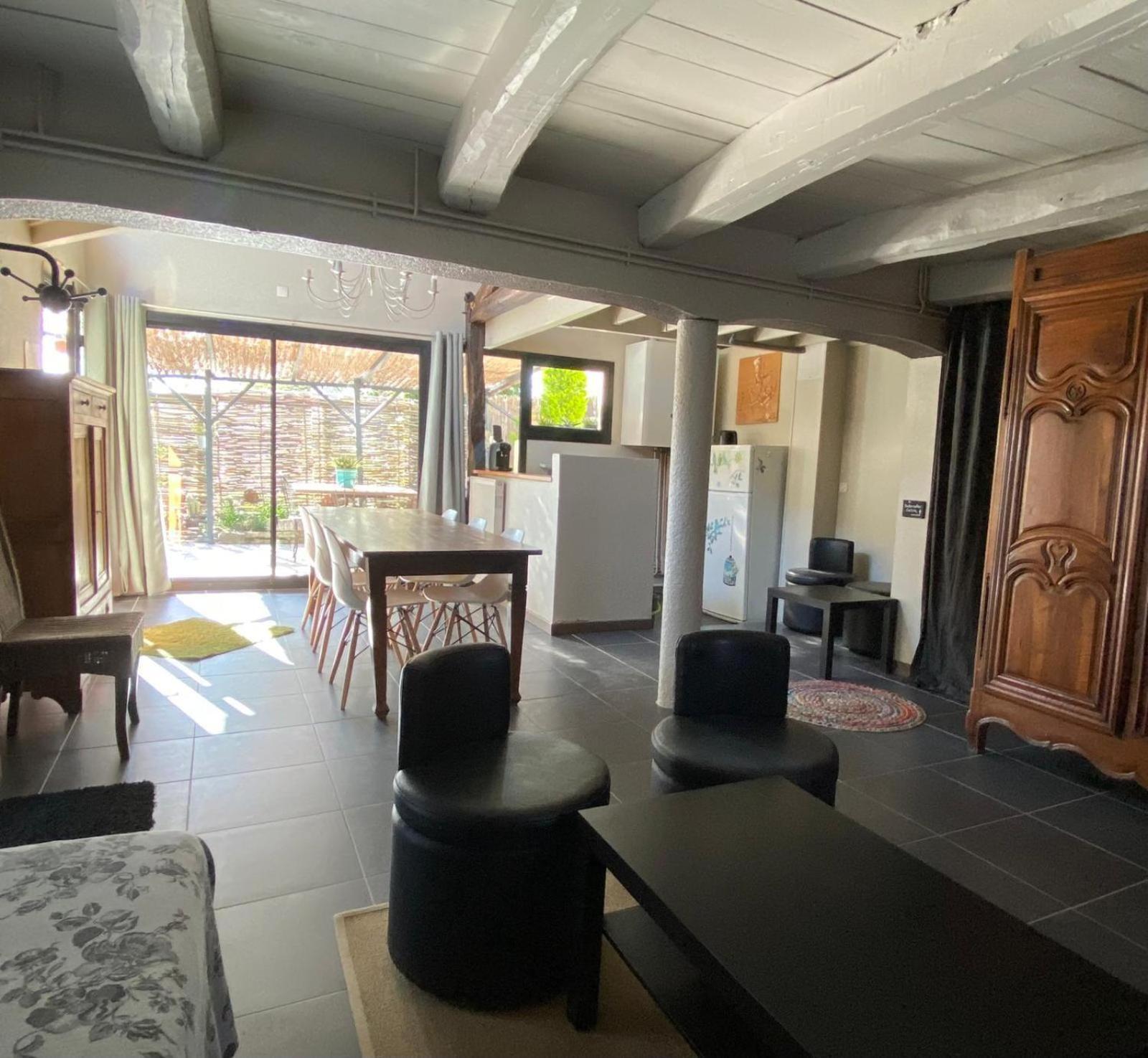 Gite Et Studios Les Barongeres Farges-les-Chalon Exterior foto